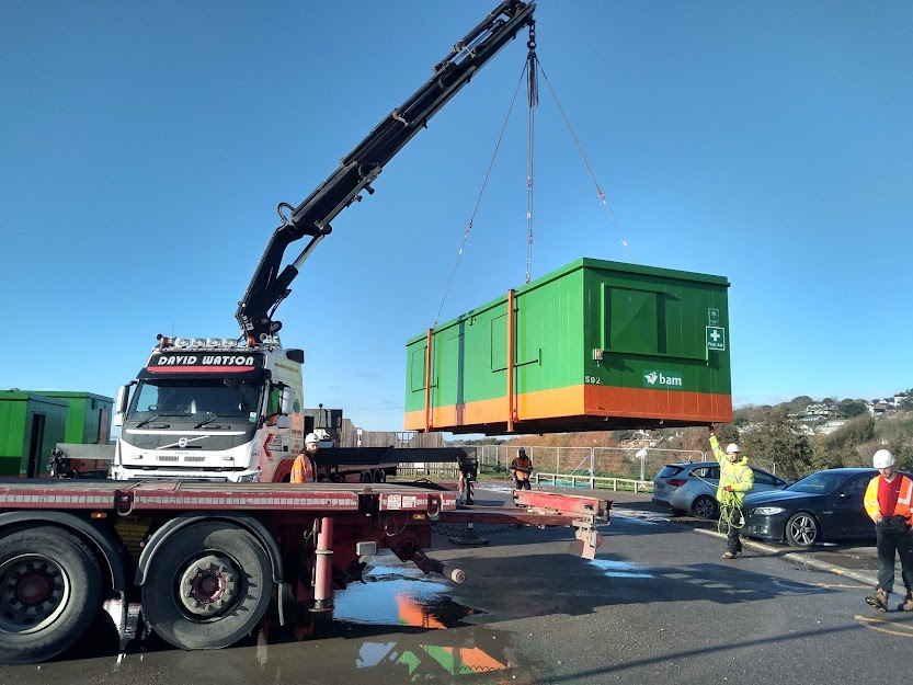Contractor BAM clears it's site officer container from Princes Parade.